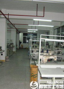 汕頭市龍湖區(qū)曹小華服裝廠 連接全球紡織網(wǎng)的專業(yè)服飾加工基地